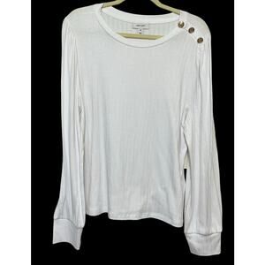 ON 34TH Woman’s 2XL White Long Sleeve‎ Knit Top Gold Color Button Accents